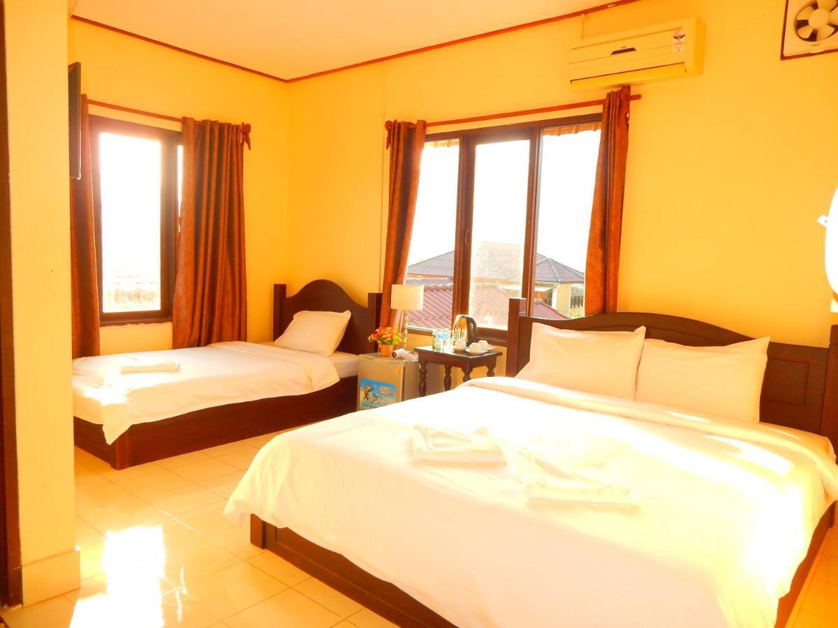 Vang Vieng Camellia Hotel Exterior photo